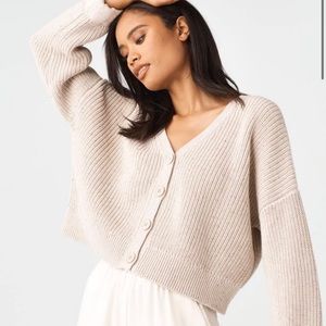 Vetta The Chunky Cropped Cardigan